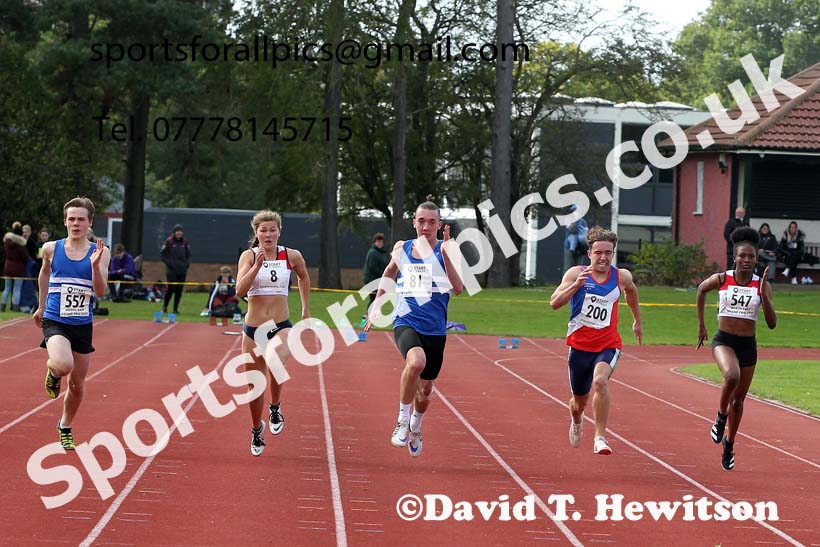 100 metres, NECAA Open Meeting, Morpeth, Sunday, September 27th. David T. Hewitson/Sports for All Pics